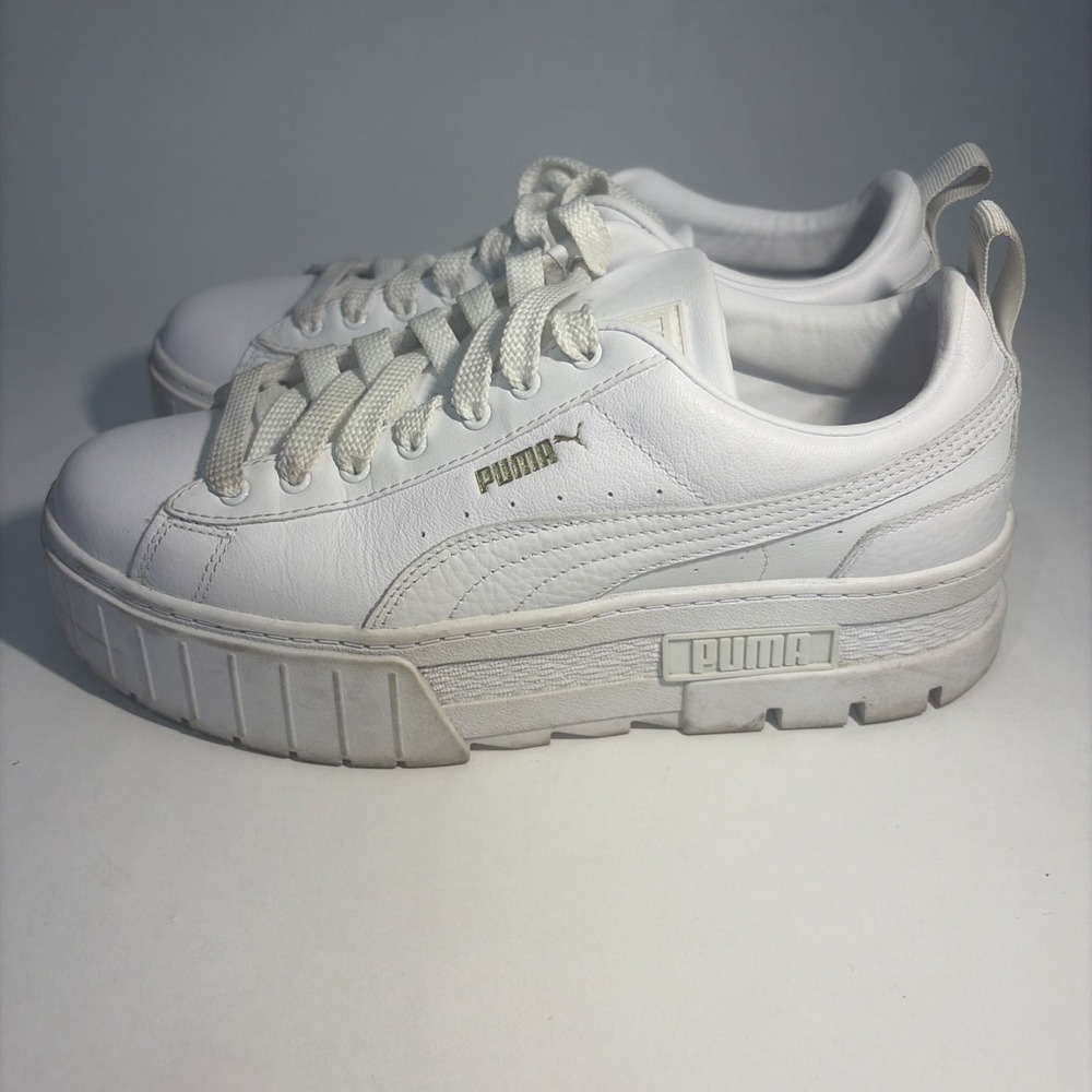 Puma Mayze Classic Shoes Size 9US Platform Sneakers White Gold Women's